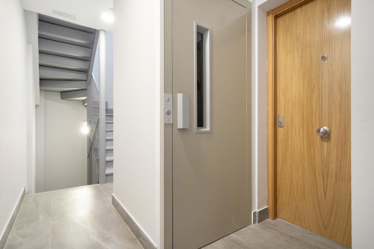 Apartamentos Reformados En Madrid Rio Luaran gambar